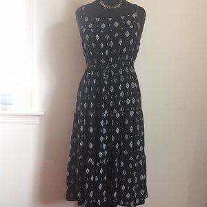 Cute and comfy Torrid tribal print sundress!